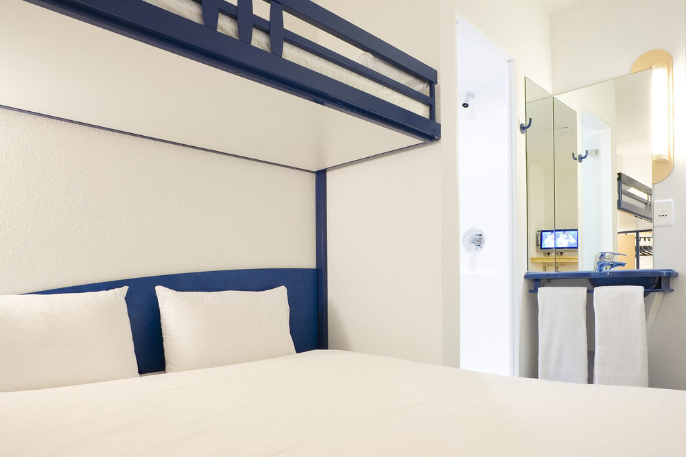 Ibis Budget Cergy St Christophe Εξωτερικό φωτογραφία