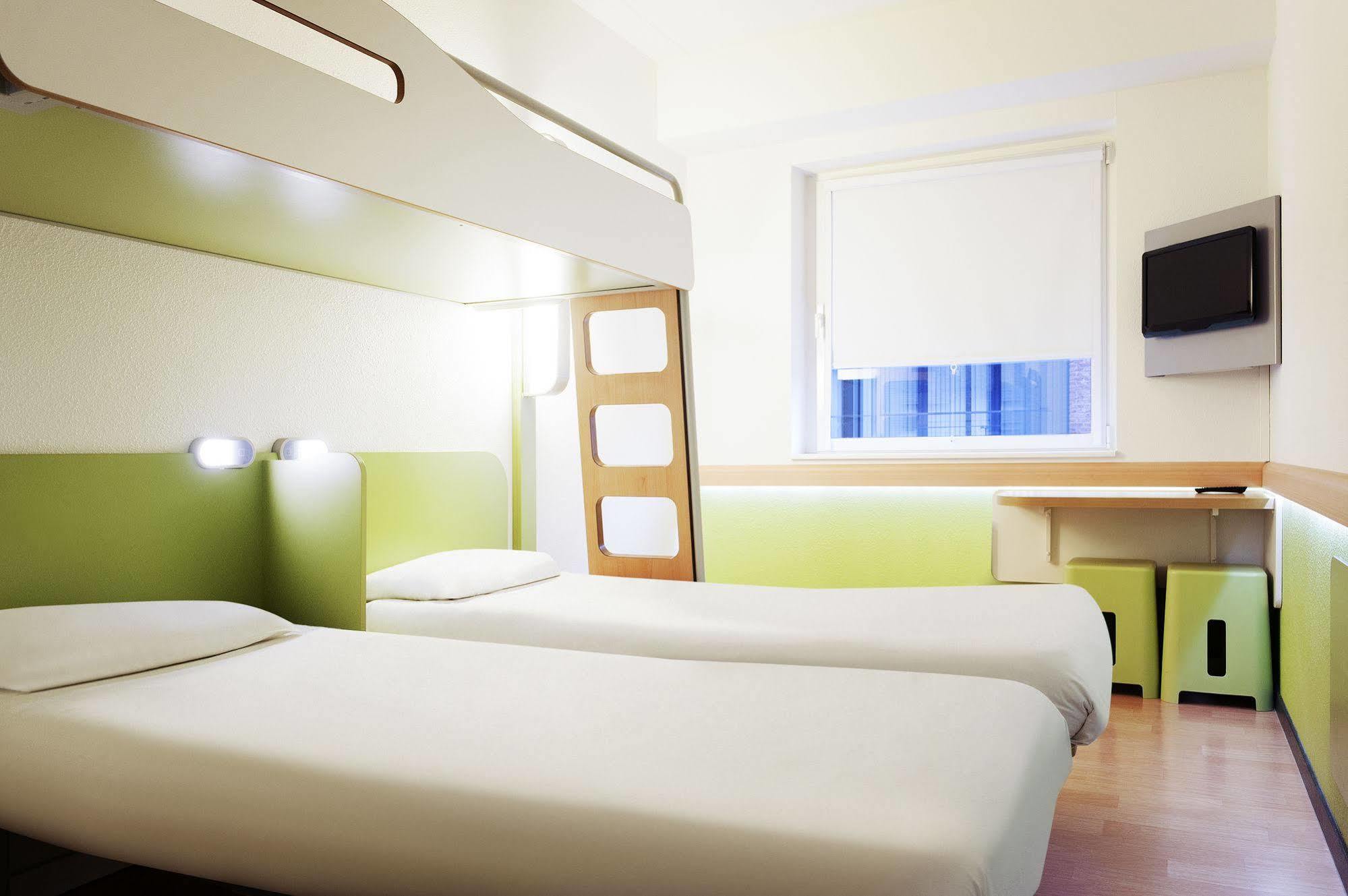 Ibis Budget Cergy St Christophe Εξωτερικό φωτογραφία